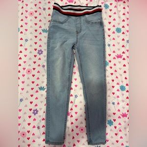 Size 7 Tommy Hilfiger jeggings